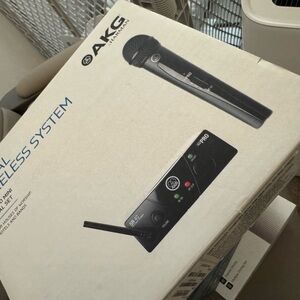 AKG Wireless Microphone System - Black